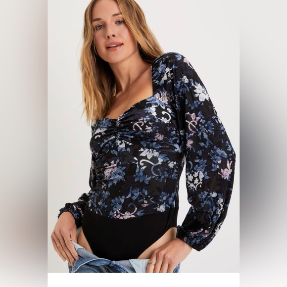 NWT Lulus Divine Radiance Black Floral Burnout Velvet Long Sleeve Bodysuit (XL) - Picture 2 of 3